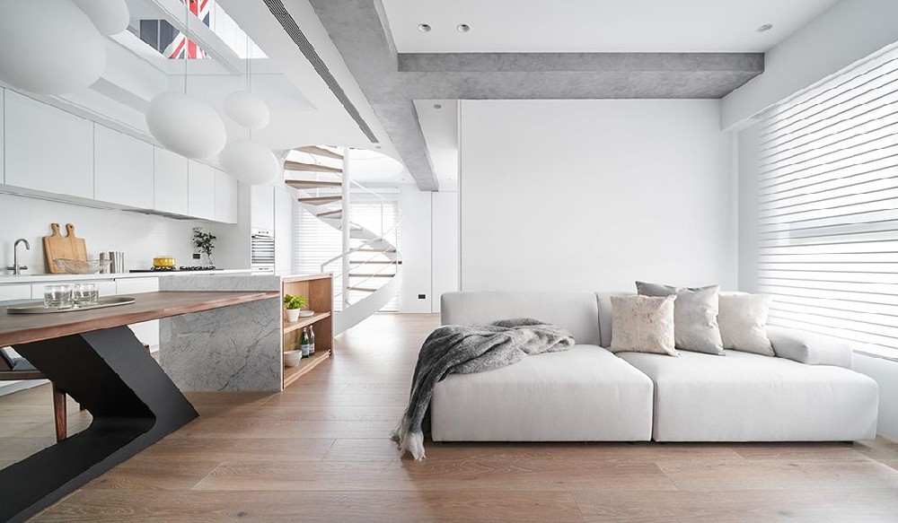 北歐Loft 雙層公寓，一家四口的輕暖日常
